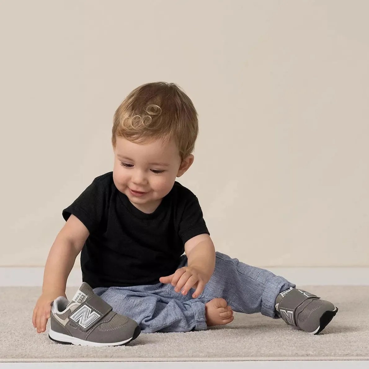 574 New-B Hook & Loop Shoes