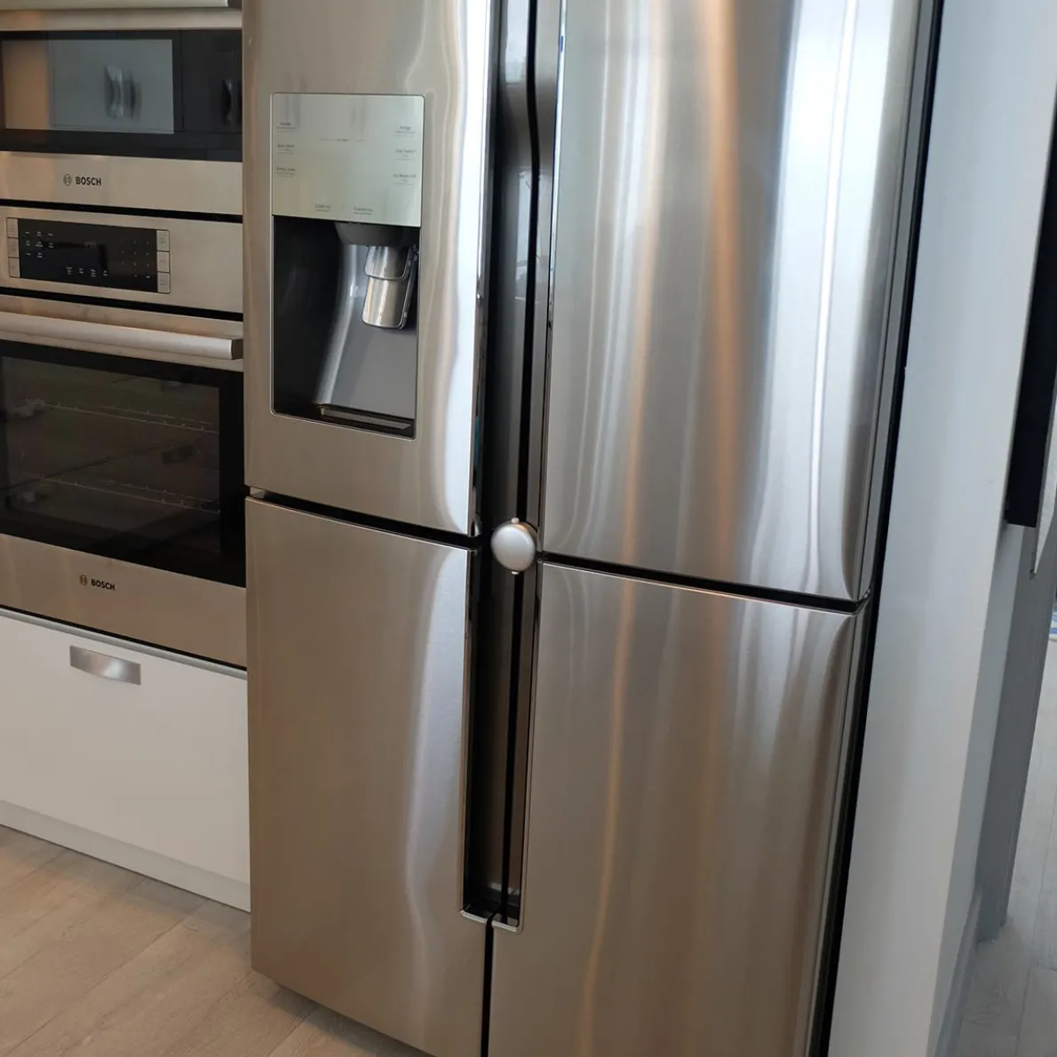 Adhesive Fridge/Freezer Lock (Chrome)