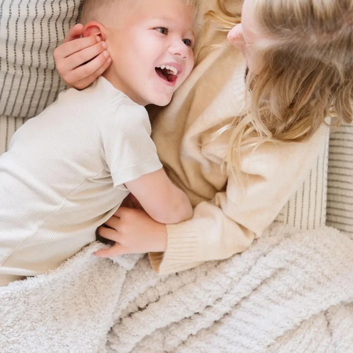 Bamboni Ribbed Receiving Blanket