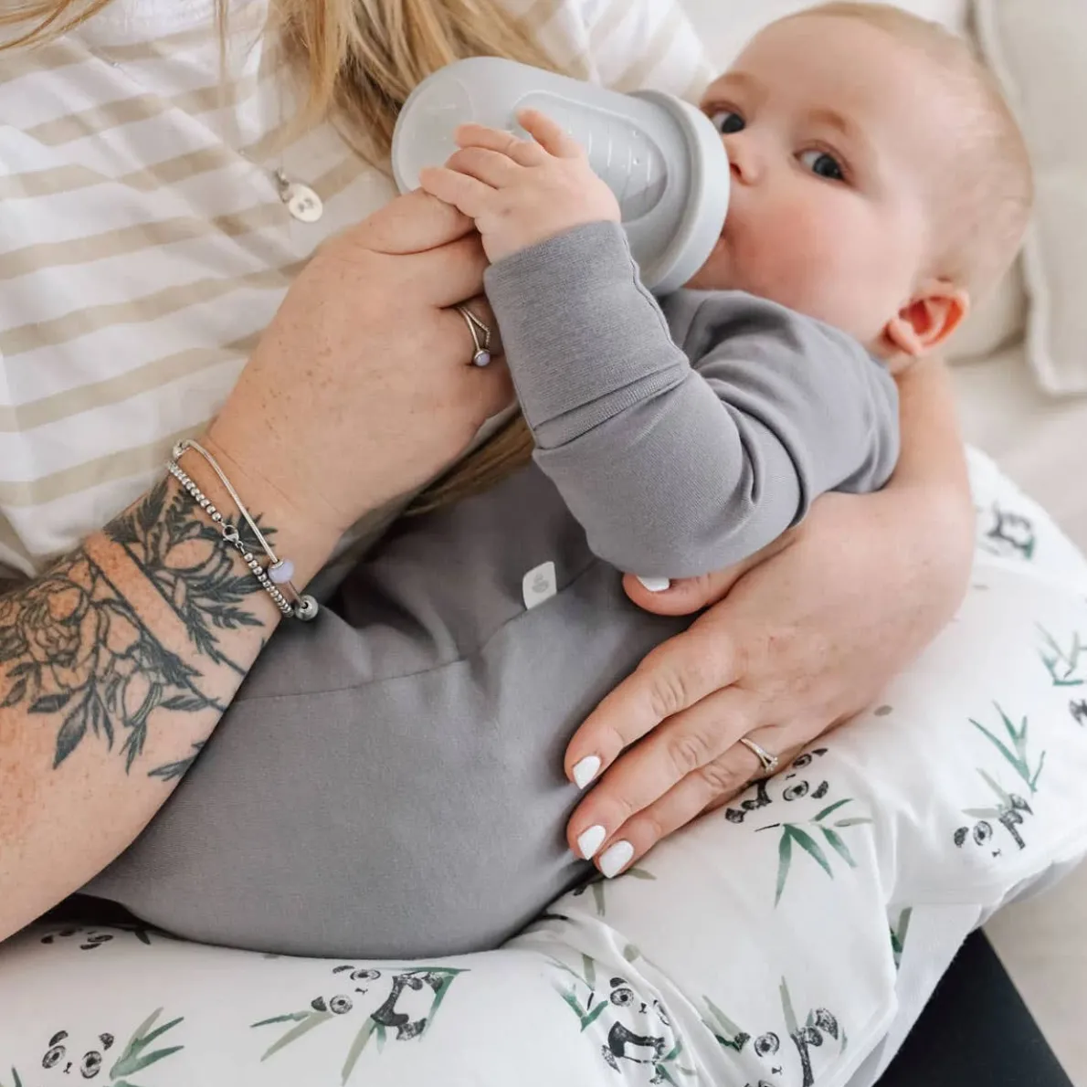 Bamboo Nursing Pillow (Print)