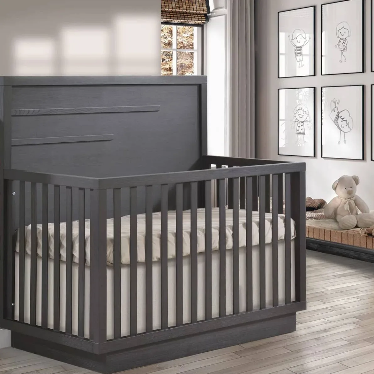 Como 5-in-1 Crib with Horizontal Molding