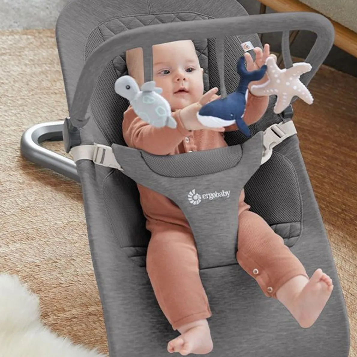 Evolve Bouncer Toy Bar (Ocean Wonders)