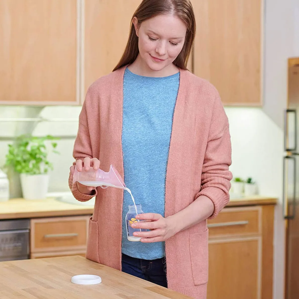 Freestyle Pump + 3-in-1 Pumping Bra + Silicone Collector