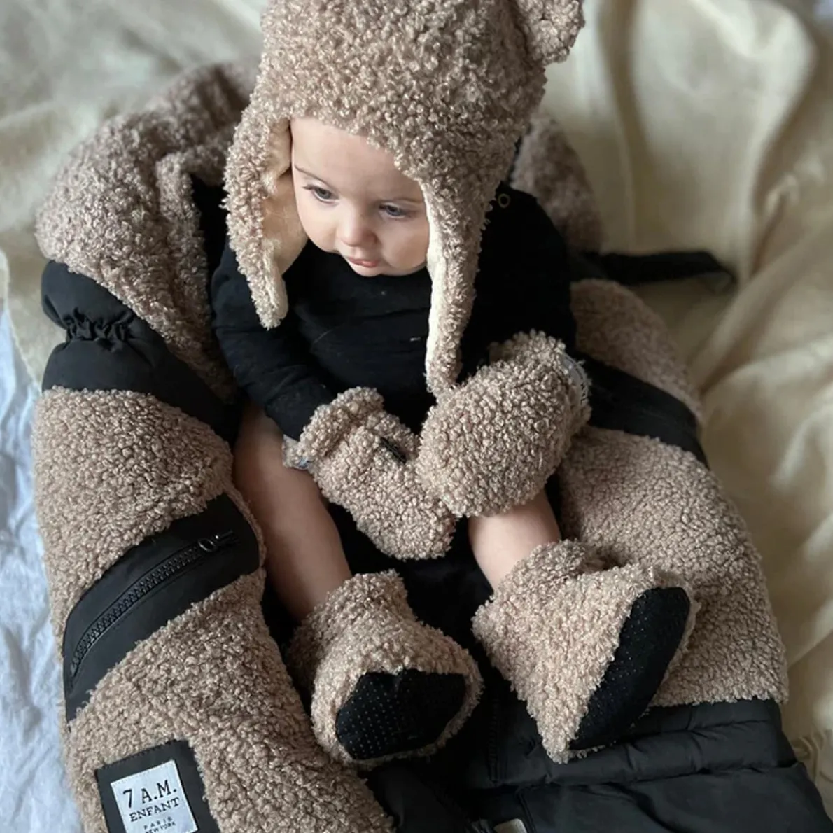 Hat & Mittens Set (Teddy)