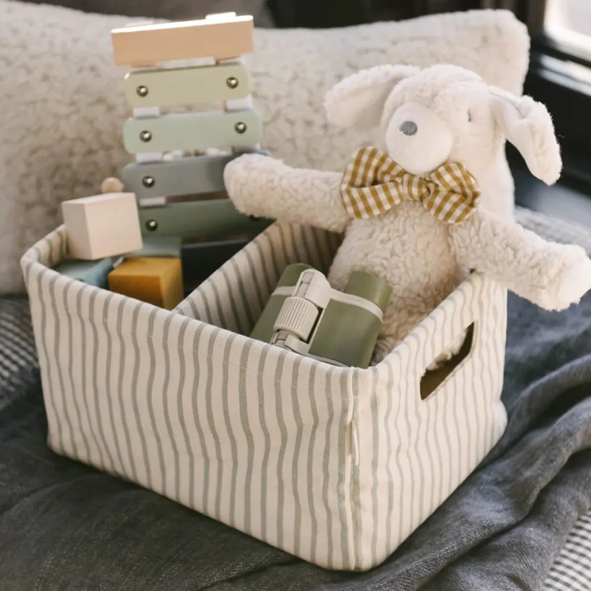 Hideaway Storage Caddy