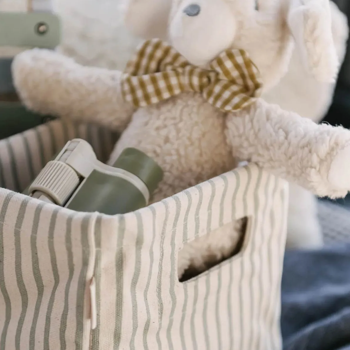 Hideaway Storage Caddy