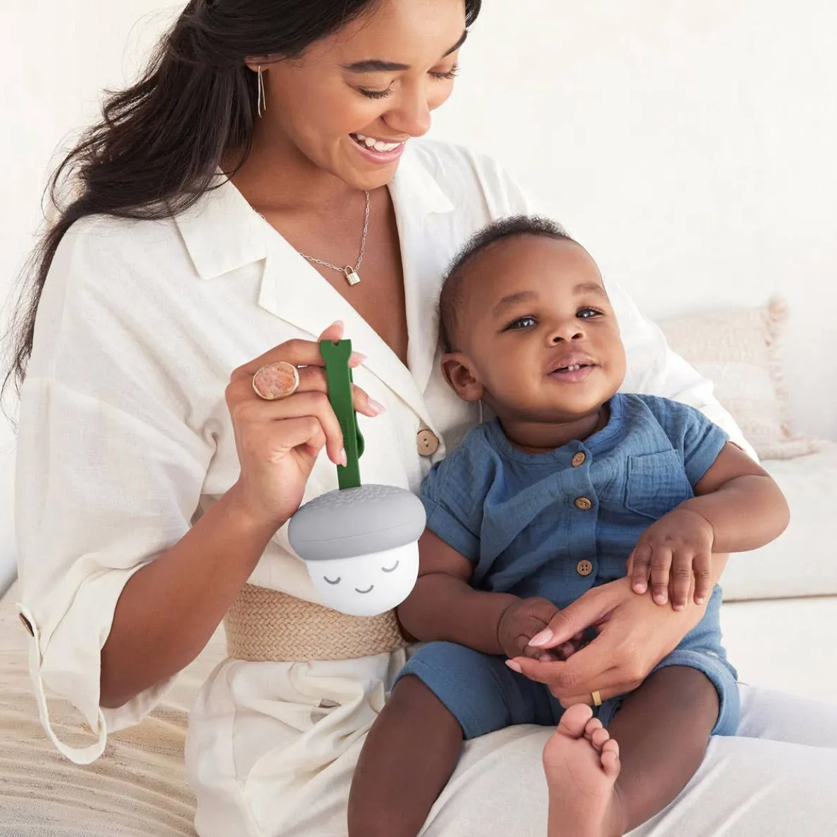 In A Nutshell Acorn Portable Night Light Soother