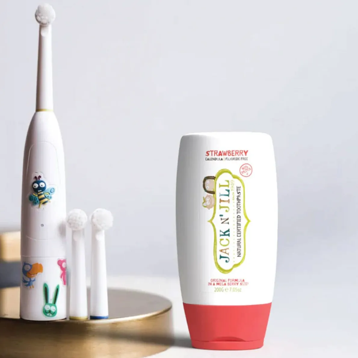 MegaBerry Natural Toothpaste