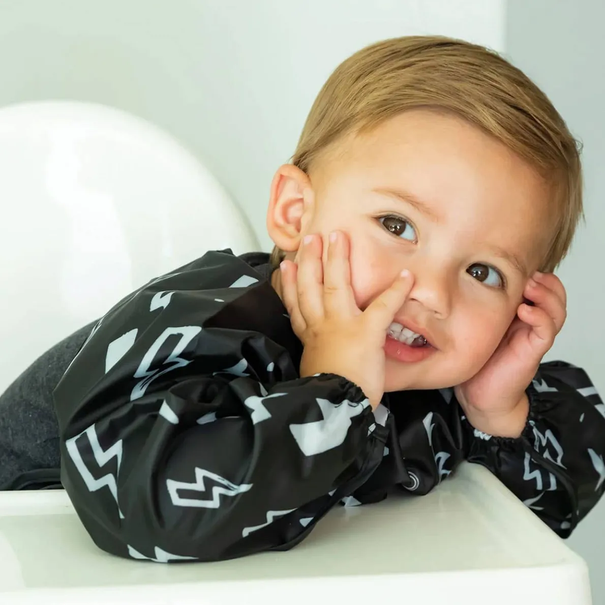 Mess-Proof Full Sleeve Bib