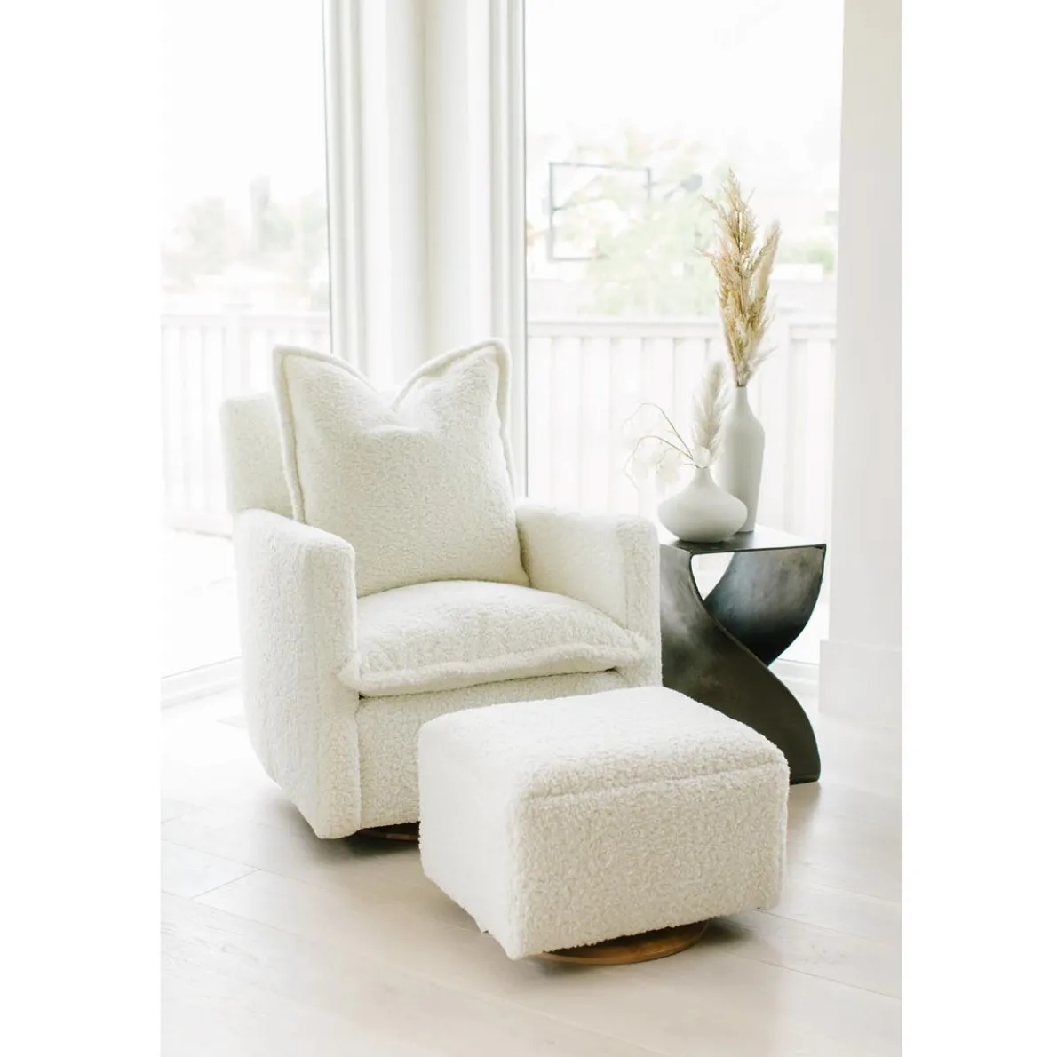 Ottoman with Wood Base (Grade D)