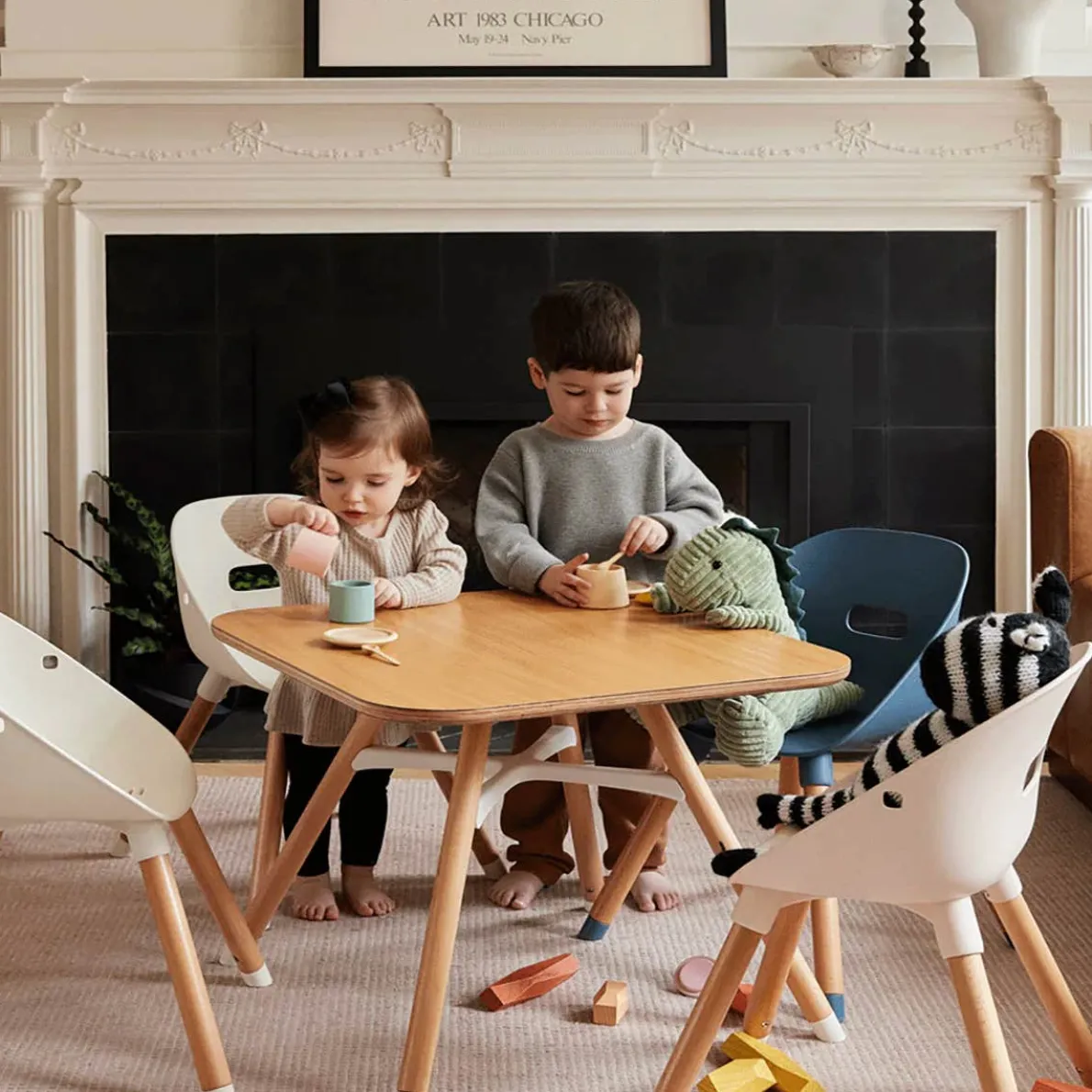 Play Legs + Booster Cushion