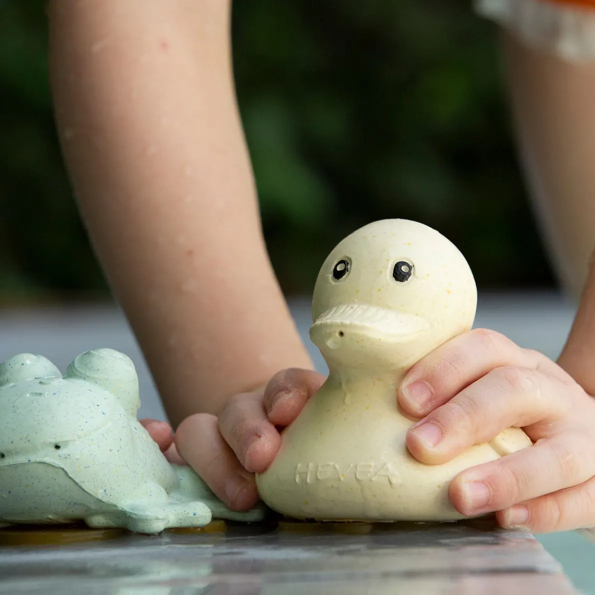 Squeeze 'N' Splash Bath Toy (Rubberduck)