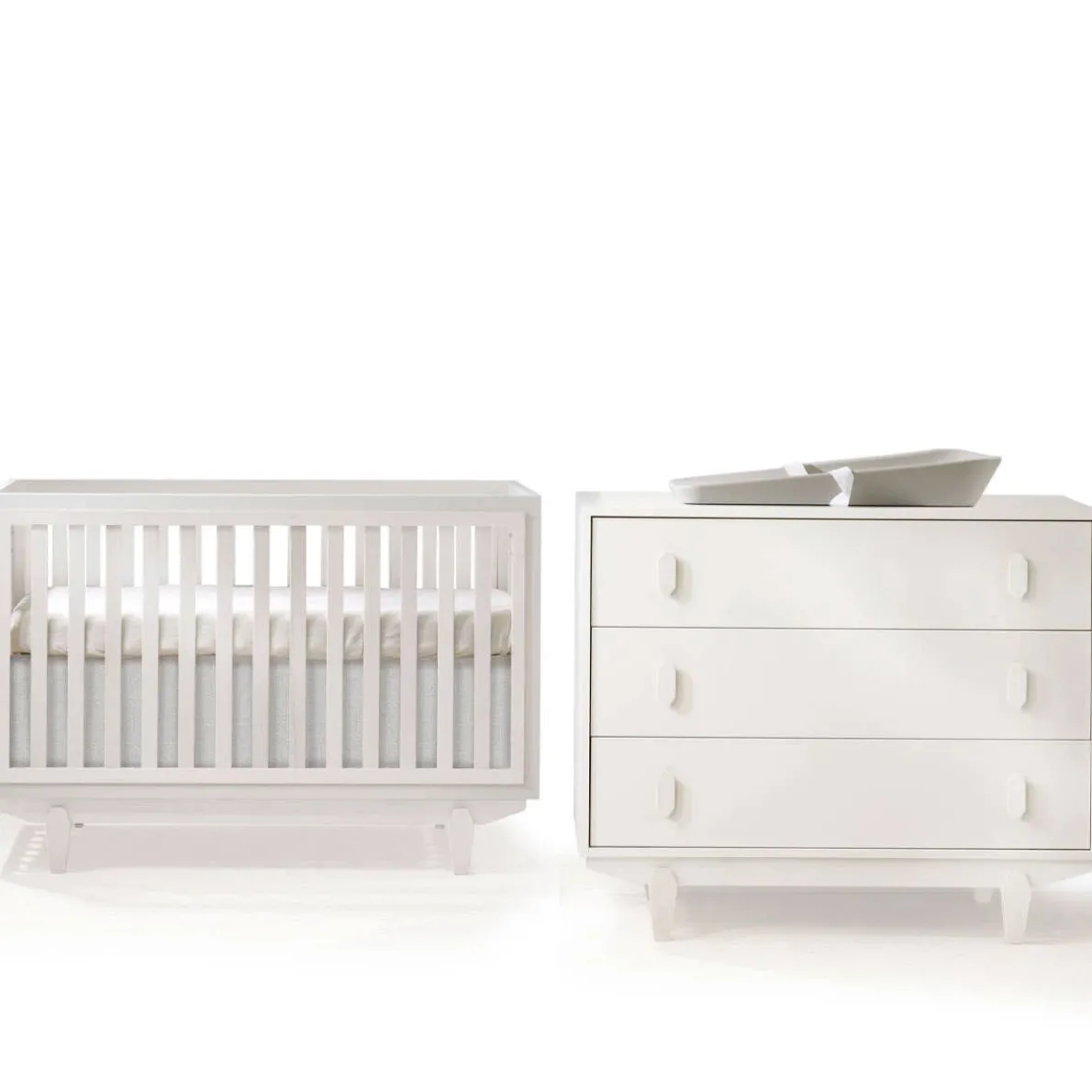 Tate Classic Crib & 3 Drawer