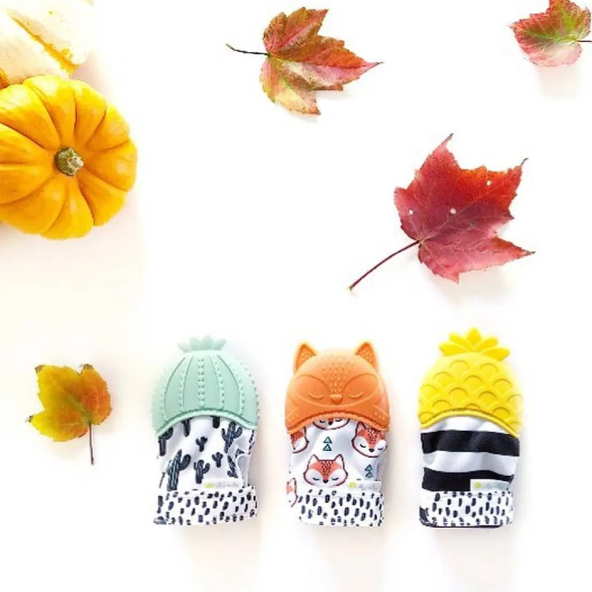 Teething Happens Teething Mitt