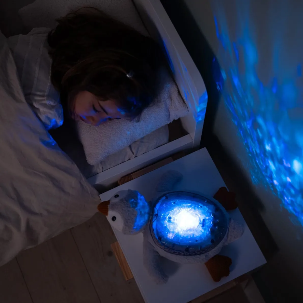 Tranquil Penguin (Rechargeable)